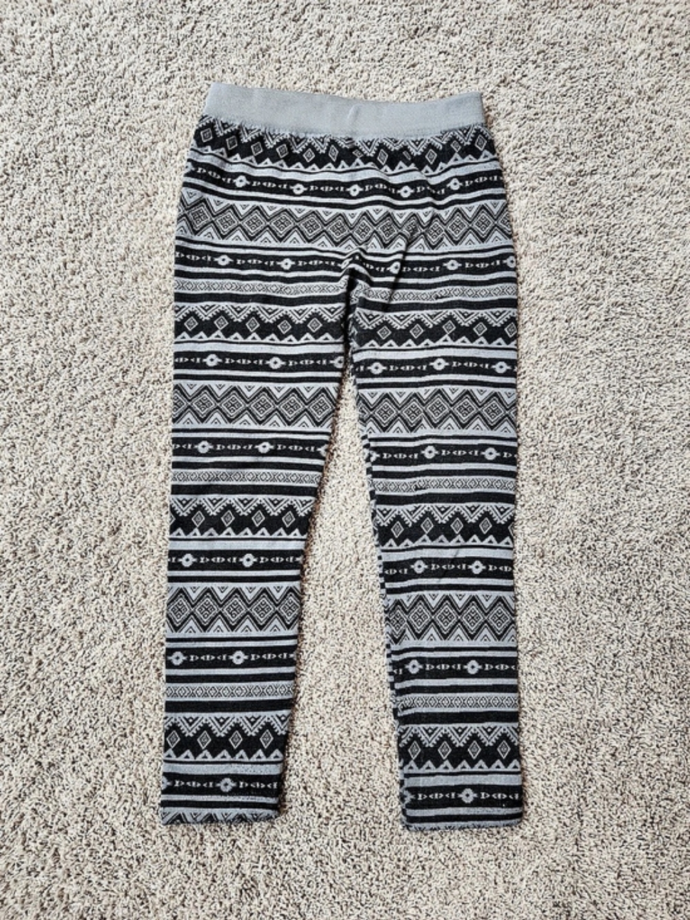 MeMoi Fair Isle Thermal Leggings Black & Gray L/XL